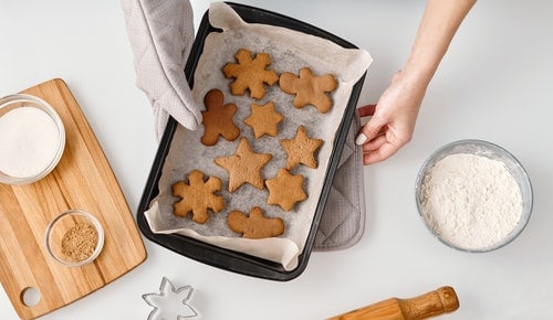 zimtsterne star-shaped cookies start with z