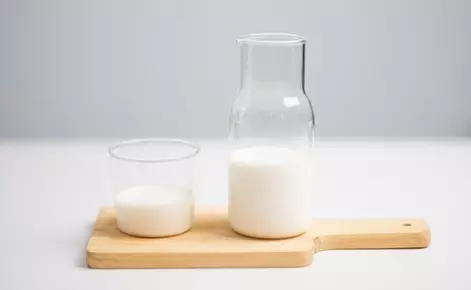 Can I drink milk after tooth extraction